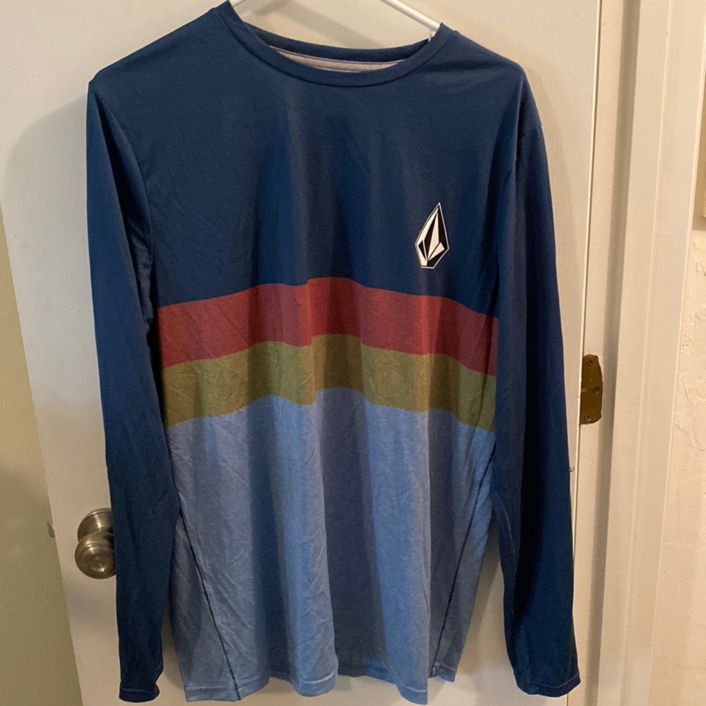 Volcom UPF shirt